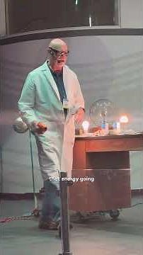 LED vs. Incandescent Lamp 💡