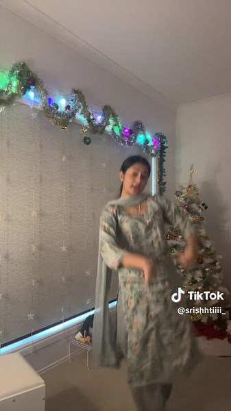 Discover the Vibrant Giddha Dance | Experience Adelaide's Cultural Delight