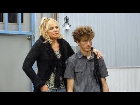 Meet Monica Velour Full Movie Fact, Review And Information / Kim Cattrall / Dustin Ingram