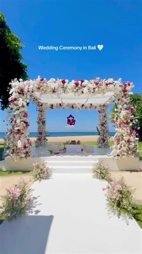 Indian Wedding Ceremony with Beach View in Bali