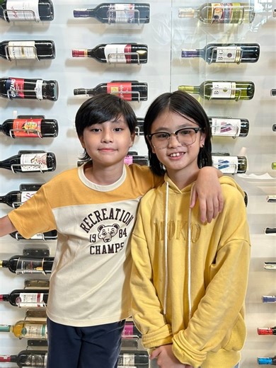 24K views · 1.9K reactions | Huge thanks to Captain Crust for inviting us to try their amazing dishes today! Every bite was worth it. #JADM | JAD M2 | Facebook