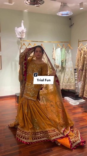 #minahilalamgir looks super cute and classy in this orange Mehndi outfit during her dress trails✨ #bride #wedding #mohsinnaveedranjha #mnam #trial #lehengaset #trials #shaadiseason #dressthelook #dresstrial #lookalike #weddinglook #fun #salon #fittingsession #fitting #fypシ #fashionhacks #prep #hirafaisal