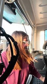 Replacing trunk window supports/struts/shocks on 09 JK Jeep Wrangler #wranglerjk #jeeplife