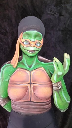 Virginia Frank | Painted myself into a ninja turtle | Instagram