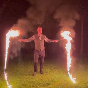 I will be at Veteran Acres Park in Crystal Lake, Illinois this Friday, August 25, from 6 pm to 7:30 pm for a whip crackers group meetup. I’ll be showing off some whips from my collection, letting people try some of my whips, and if enough people show up I’ll do a little demonstration. It’s totally free, unless you feel like giving me money 😁 | Adam 'Crack' Winrich