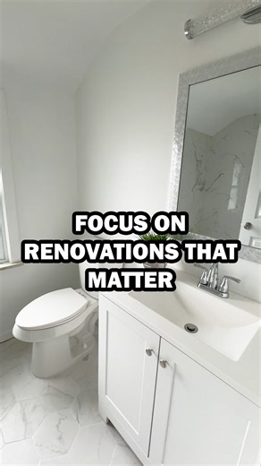 Lynn Etheridge on Instagram: "RENOVATIONS THAT MATTER MOST 🏡 If you are going to be renovating your property anytime soon. Forget fancy light fixtures and over the top renovations. Go with simple, clean renovations that are sure to make any new homebuyer choose your property over the competition. New kitchen and a brand new bathroom are often the main updates that will catch anyone’s eye right off the bat. Brand new paint, and bright updated light fixtures will ensure that upon entry into the h