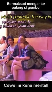 #pranks #violinprank #agogoviolin #singprank #cutegirl #funny #funnyvideos #reelsfb #reels #reelsviral | Prank Agogo Violin