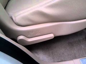 Chevy Tahoe Seats, 2nd Row Manual Foldaway
