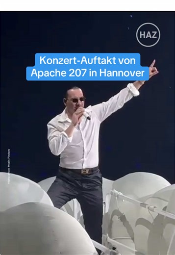 Der Rapper Apache 207 füllt auf seiner Arenatour viermal die ZAG Arena in Hannover. Nach dem Auftakt am Sonntag gibt er noch am Montag, Mittwoch und Donnerstag ein Konzert. 🎶 Seid ihr bei einer Show von ihm dabei? 👀 🔗 Wieso Apache 207 kein gewöhnlicher Deutschrapper ist, erfahrt ihr im hier verlinkten Artikel. #apache207 #apachekonzert #hannover #zagarena #fyp