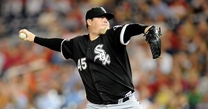 Former White Sox pitcher Bobby Jenks dies at 44