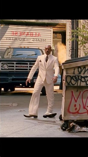 Meet Dave (2008) | Alien Spaceship Gets Hit by a Car… Then Opens Its Ear?! 🚗🛸👂