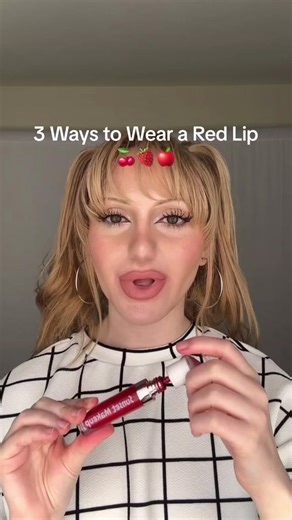 Our Sunset Makeup red lip colors 👠 #redlips #redlipstick #redlipstutorial #redlipgloss #redlipcombo #lipcombo #lipcombotutorial #lipcombos #holidaymakeuplook #holidaymakeup #christmasmakeup #christmasmakeuplook #mattelipstick #grungelips #grungelipstick