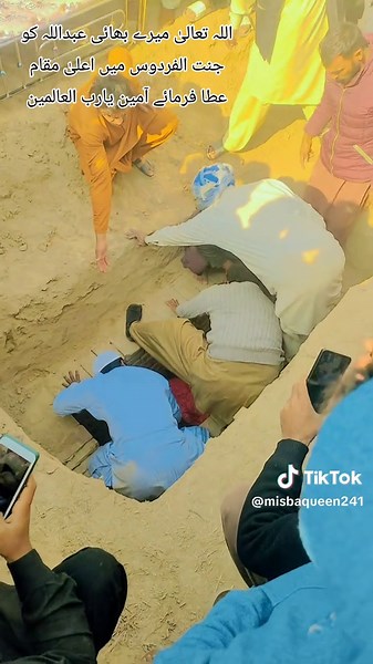 Elma Hashmi: A Tribute to Abdullah