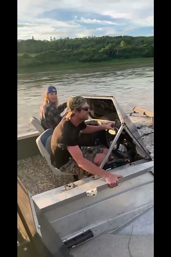 Explorer Jet Boat - Summer Memories