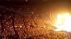 21K views · 2.6K reactions | 5sos playing perfect by simple plan in Montreal -sighjem | 5 Seconds Of Summer Vines | Facebook