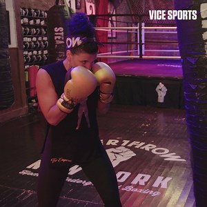 490K views · 147 reactions | Professional boxer Alicia Napoleon shows us how to properly punch a speed bag and a heavy bag. | VICE Video | Facebook