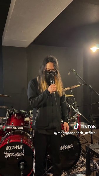 Exploring the Worst Singers in Alternative Music