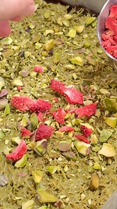 19K views · 352 reactions | This layered fudge brings the viral Dubai chocolate combination to your kitchen with pistachio cream, crunchy kataifi, and strawberries. https://thestayathomechef.com/dubai-chocolate-fudge/ | The Stay At Home Chef | Facebook