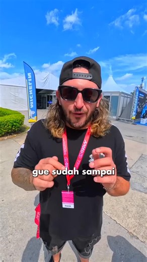 Emang @shell_indonesia ini GAK MAEN MAEN, bener bener ngerasain VIP EXPERIENCE aku dan para pemenang di MotoGP Sepang Malaysia kemarin! • #GakMaenMaen #ShellAdvance #ShellIndonesia #TarikanEnteng #ShellAdvanceMotoGpMalaysia | Ladislao Camara Carranza