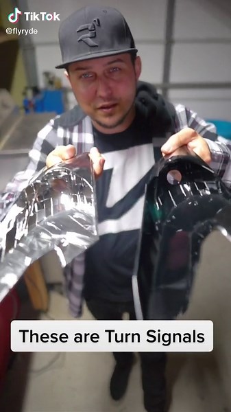 Which is BRIGHTER? #learnontiktok #closedcaption