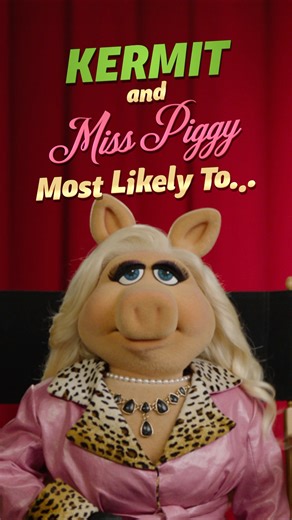 It’s no surprise that after working together for so long, Miss Piggy and Kermit know each other pretty well 🐷🐸 Stream The Muppet Show on Disney | Disney D23