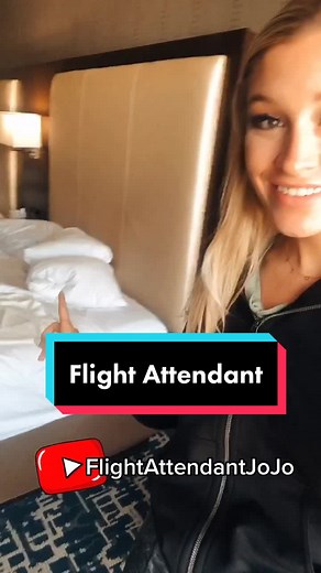 #flightattendant #airport #hotel ✈️ watching #airplane take off from my #bed! dream #travel room. If you’re an #aviationdaily nerd 😜 #boeing #airbus