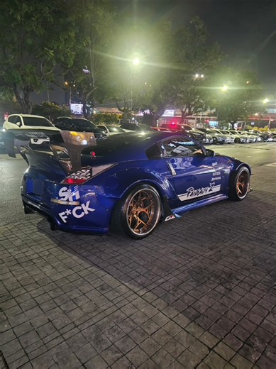 Nissan 350Z: Stunning JDM Car Showcase in Bangkok
