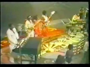 Pow!! Graham 「パウ」　ラリーグラハム