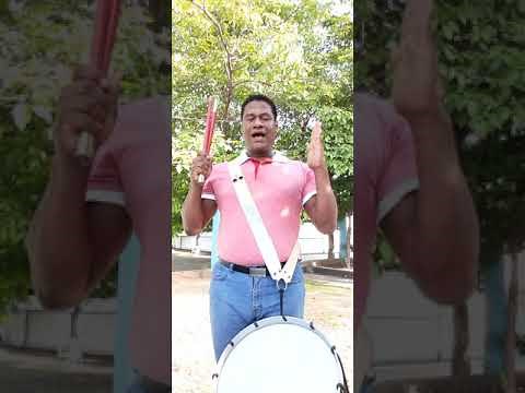 BANDA DE GUERRA - Ejercicios con Tambor/ Básico de Banda de Guerra.