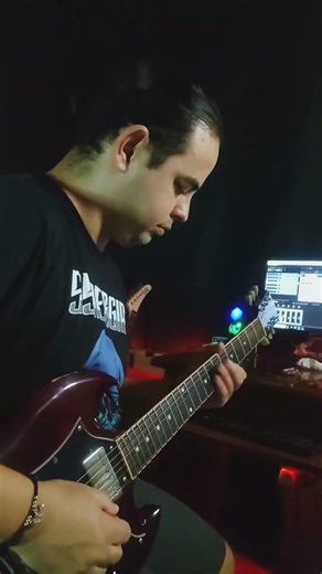 YOU SHOOK ME ALL NIGHT LONG Guitar Solo