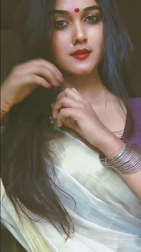 Insta Reels shorts beautiful girl dance sexy saree hot bhabhi navel viral video backless saree suit