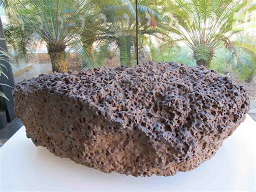 Mundrabilla Meteorite - https://www.australianhistory.net | Australian History Encyclopedia