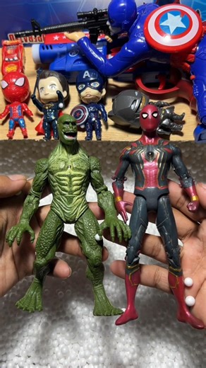 hunting toys Lizard vs Spider-Man