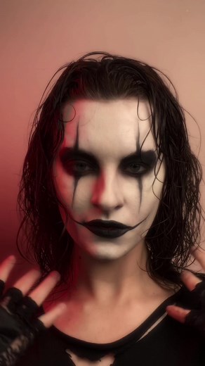 Easy Halloween Makeup Ideas Inspired by The Crow