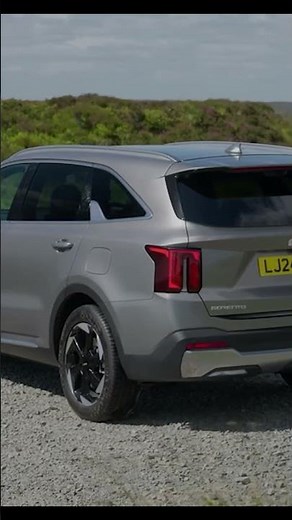2025 Kia Sorento Plug-in Hybrid Review