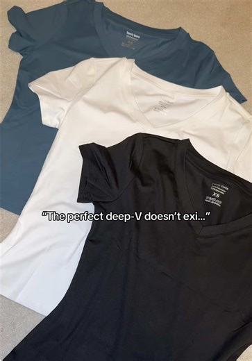 This deep V-neck tee is giving that buttery-soft, stretchy feel that flatters every body type 🤍 It’s lightweight, holds its shape, and drapes in all the right places — the perfect everyday tee you can dress up or down, no matter your vibe. #vnecktshirt #deepvneck #everydaytshirt #everydaytee #favoritetshirt @TrendyQueen