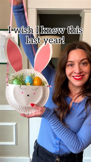 Easy Paper Plate Bunny Bag! 🐰 Fun kids craft for easter! How to make a bunny bag purse out of paper plates! #craft #easterbunny #easter #candy #kidscrafts | Jeff & Lauren