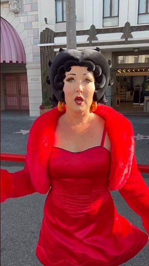 Betty Boop! Universal Studios Florida! Meet and Greet! #universalparks #bettyboop #moviestudio