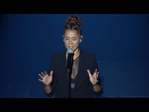 Chimène Badi - Mon Dieu (Live en concert)