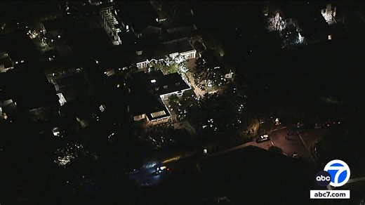 #BREAKING Two people were found dead Sunday at the Los Angeles home of director Rob Reiner, prompting the Los Angeles Police Department to launch a murder investigation, officials and sources said. https://abc7.la/4j69Nlq | ABC7