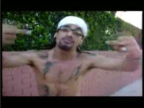 El Aldeano - La Niña Robot - CD Miseria Humana