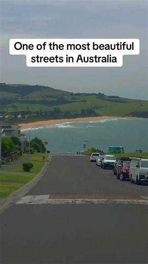 Explore Coastal Australia: Scenic Drives at Werri Beach