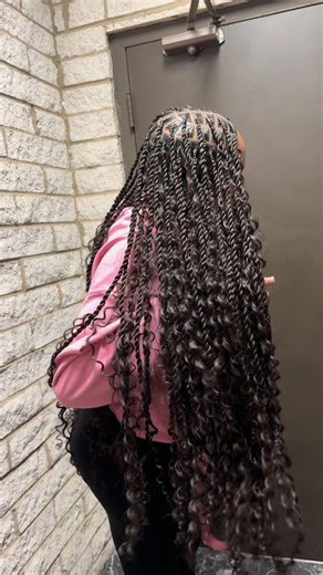 Island Twist Hairstyles for Spring Break