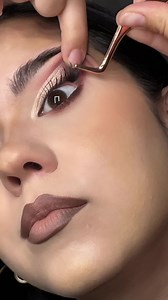 2.9M views · 123K reactions | Tutorial Paso a paso ❤️ #makeup #maquillajeprofesional #tutorialdemaquillaje #pestañas1x1 #pestañasperfectas | Daniela vera | Facebook