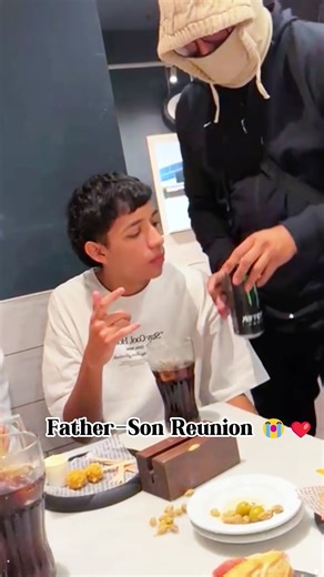 The moment a father sees his son again.No matter how long I’ve been away from home,I always miss my dad’s hugs.🥺💕#FatherAndSon #Reunion #Surprise #Heartwarming #cominghome
