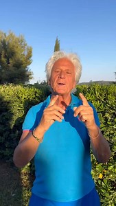 Du premier cri au dernier souffle, une maman devrait être ce que l’on a de plus précieux. Bonne fête des mères à toutes. #fetedesmeres #maman #tendresse #mamanamour #gerardlenorman #chansonsfrançaises | Gérard Lenorman – OFFICIEL