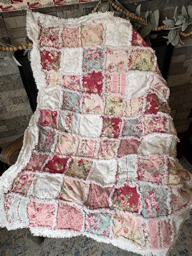 Book Lovers Rag Quilt - Etsy