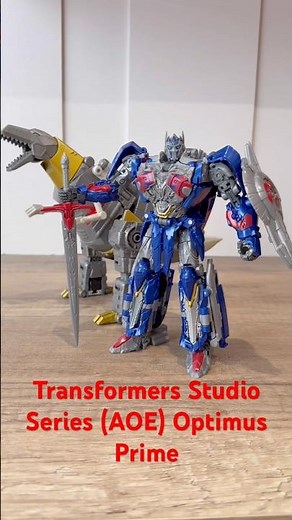 Transformers Studio Series Leader Class Age of Extinction Optimus Prime Showcase