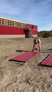 What a way to kick off the week!! 🤘🏽🔥 16,000 sqft of roof complete, more wall metal finished up & all screws filled in! 💯 That’s what we call a heck of a Monday 🤠 Thank you to the @mckenna.construction team for all the help 🙌🏽 #CinchCarpentry #QualityOverQuantity #PostFrame #Metal #Cladding #Roofing #Roof #Installation #Install #Screws #WoodFrame #ExteriorFinishes #Tools #ToolAddict #RidingArena #Equestrian #Horses #Barn #Stables #Alberta @ab_buildings | Cinch Carpentry