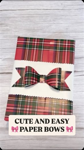 Pro Tip you NEED to know! Hallmark wrapping paper has bow-making guides on the back. Genius idea and makes paper bows so easy. Of course I had to be a little extra by adding a scalloped-edge belly band. 🎀 #giftwrapping #wrapping #wrappingpresents #giftwrap #giftwrappingideas | Carrie Larson